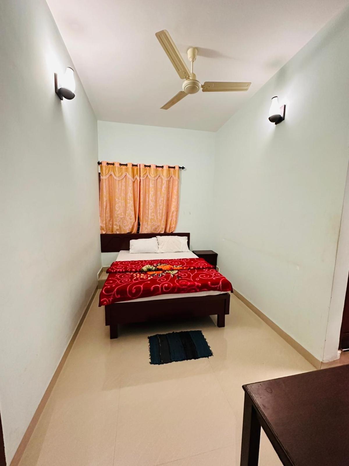 Pkn Homestay Thekkady Kumily 外观 照片